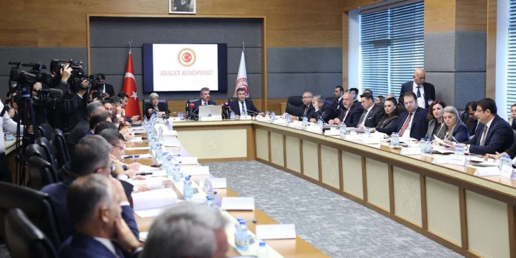 Yargı Paketi: İnfaz İndirimleri, Cezaevlerindeki Doluluk Oranını Nasıl Etkileyecek?