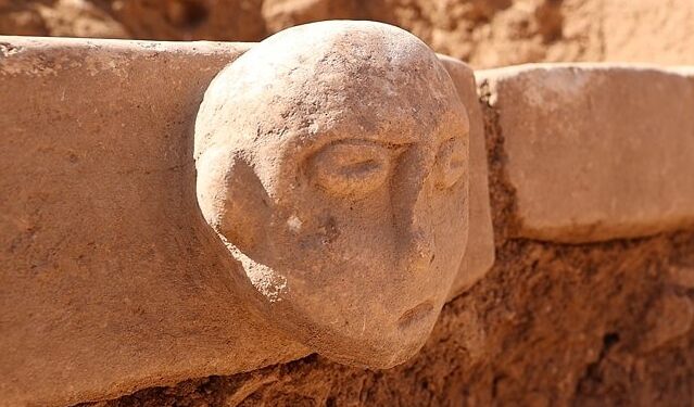 500 Yıllık Miras Güvencesi: Şanlıurfa Heykeli’ne YZ ve IoT Koruması 🛡️